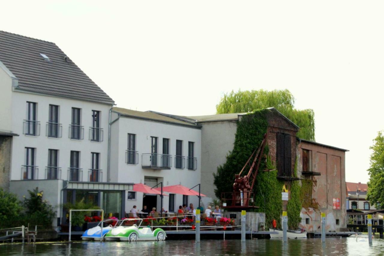 Ferienwohnung Am Pfaffe-Kai Brandenburg (Brandenburg an der Havel) Exterior foto